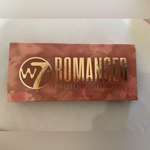 NWT Sealed Neutral Makeup Palette